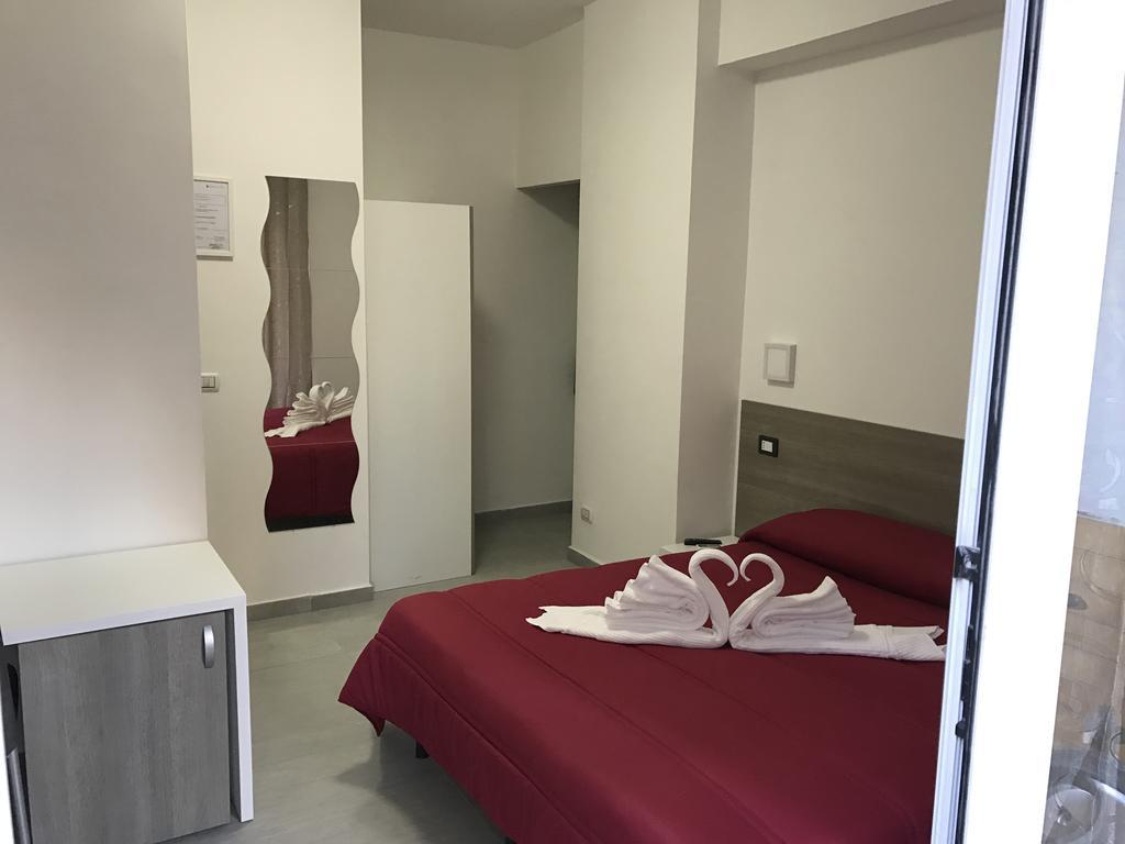 Tiburtina Royal Guest house *