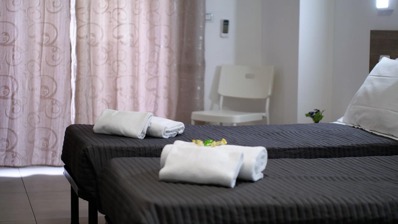 Tiburtina Royal Guest house *