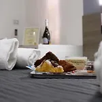 Tiburtina Royal Suites